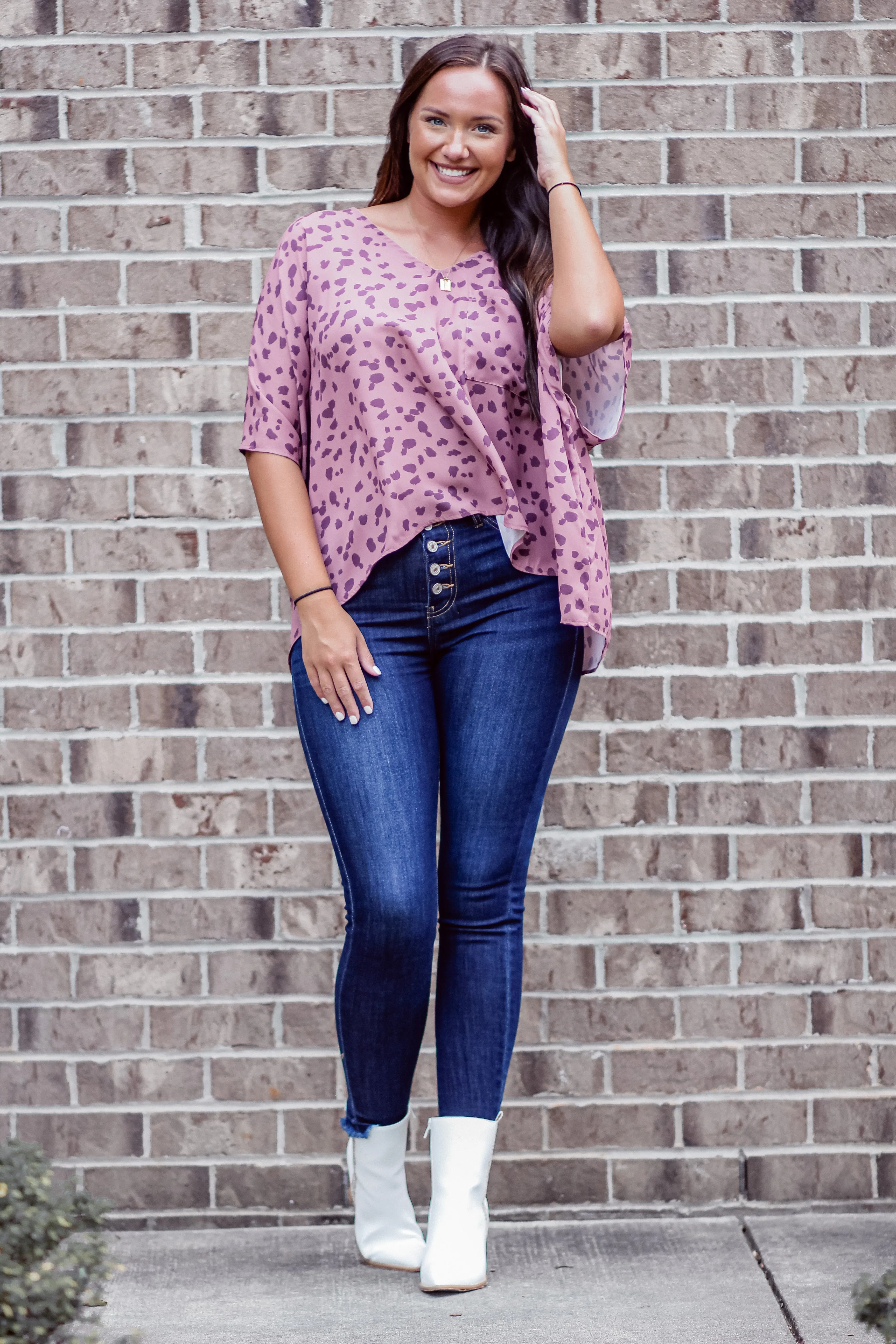 Mauve & Spot Woven V Neck Pocket Top